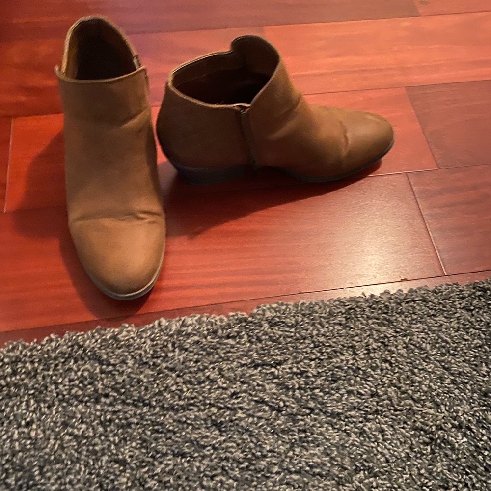 Size 7 Ankle boots $75.00 for all of them.